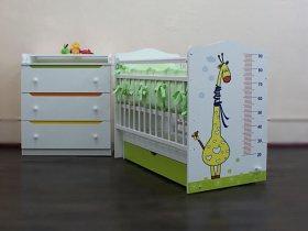 Кроватка детская Жираф с маятником в Кысыл-Сыре - kysyl-syr.mebel-nsk.ru | фото